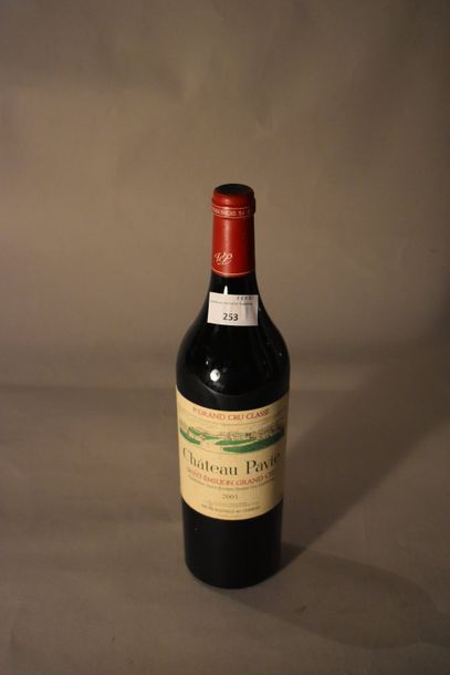 null 1 bouteille Château Pavie, Saint-Emilion rouge 2001