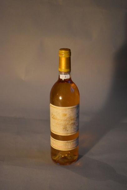 null 1 bouteille Château d'Yquem (niveau parfait, étiquette grisée), Sauternes liquoreux...