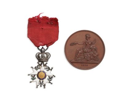 null Croix de chevalier de l'ordre de la Légion d'honneur, demie taille en argent...