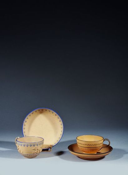 null Wedgwood et Sèvres

Deux tasses à thé et leur soucoupe en caneware à décor d’amours...