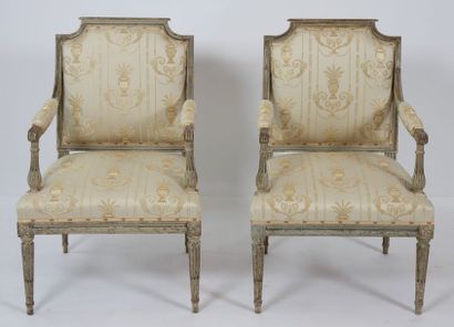 null Rare suite de six fauteuils Louis XVI Attr. J.B. SENE (1748-1803)

En bois laqué,...