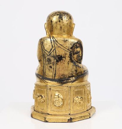 null Bouddha Birman

Sculpture en bois doré représentant un Bouddha.

Epoque fin...