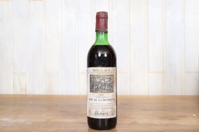 null "Le vin médecin" (x1)

1975

Bordeaux

Niveau épaule

0,75L