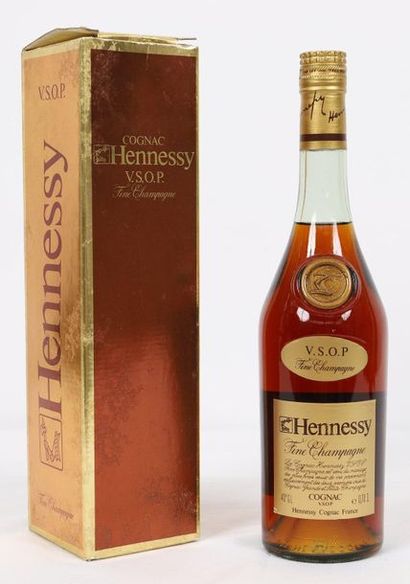 Cognac Hennessy (x1)

V.S.O.P fine Champagne

Boite...
