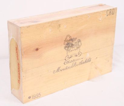  Château Mouton Rothschild (x6) 
Pauillac 
1995 
Original wood case, closed 
0,7...