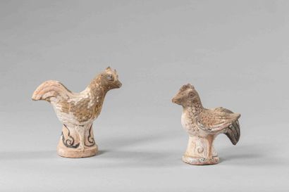 null Sculpture - Chine Dynastie Ming

Paire de poulets en terre cuite blanche à engobe...