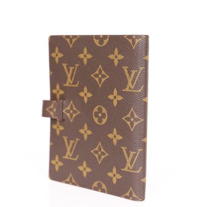 null Louis Vuitton

Document case in monogram canvas, calf leather lining.

Good...