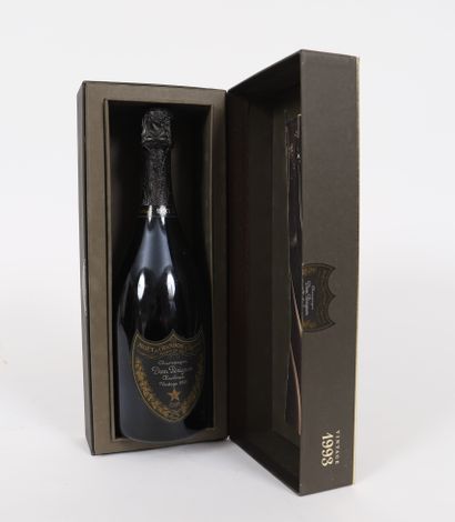 null Dom Perignon (x1)

Champagne Brut

Moet et Chandon Wine Cellar

Vintage 1993

In...