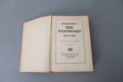 null ERICH LUDENDORFF. GUERRE 14/18.

Volume en allemand publié à Berlin en 1919...
