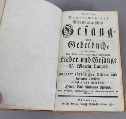 null D. MARTIN LUTHERS. 

Altenburg 1782.

Volume relié.