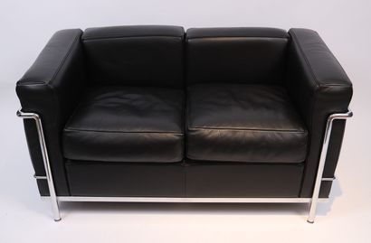 null LC2 Sofa by Le Corbusier by CASSINA 

Sofa model LC2 Villa Church with chromed...