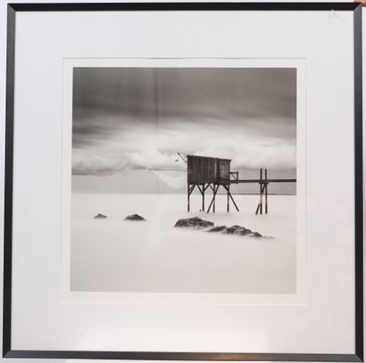 null "Between two waters" by Sébastien Grebille

Black and white photographic print...