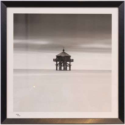 null "Transition" by Sébastien Grebille

Black and white photographic print framed...