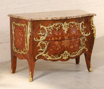 Louis XV marquetry chest of drawers model...