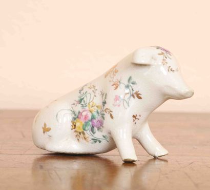 null Small piggy bank - Boch Luxembourg
In fine earthenware, hand-painted decoration...