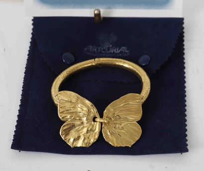 null Claude LALANNE
Large Butterfly Bracelet
In gilt bronze decorated with a mobile...