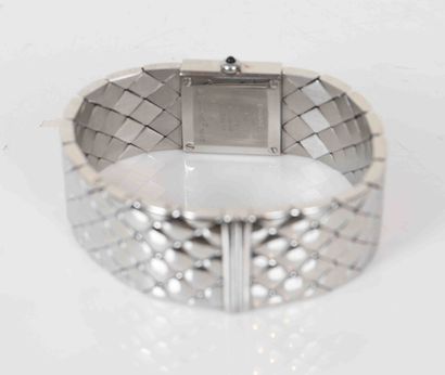 null CHANEL Matelassé Vers 1989
Ref CK 32411
Montre bracelet pour femme en acier,...