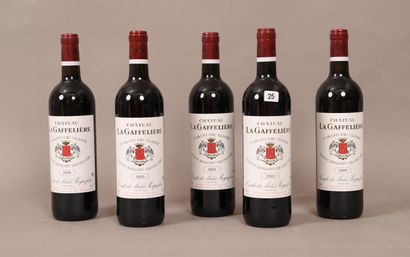 null Château La Gaffelière (x5)

1er GCC - Saint Emilion 

Comte De Malet Roquefort

2005

0...