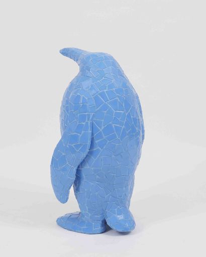 null Gérard Tomballe (né en 1952) 
Blue Penguin 
Sculpture en céramique avec mosaïques...