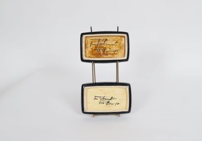 null Jean-Claude TABURET (1926-2013) 
Paire de vide poche en céramique à décor de...