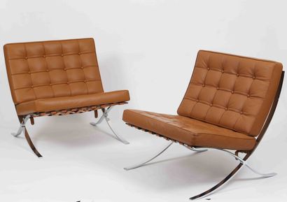 null Pair of armchairs "BARCELONA" model of Ludwig Mies van der Rohe - ed. Knoll...