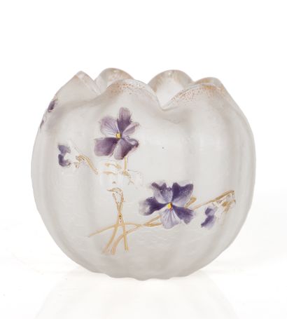 null MONTJOYE - LEGRAS Théodore (1839/1916) France 
Small chubby vase with re-entrant...