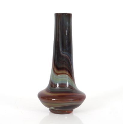 null Cristallerie de Sèvres France
Baluster-shaped vase on heel, in glass imitating...