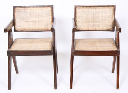 null Pierre JEANNERET (1896-1967)

Ensemble de deux "office cane elegant chairs".

En...