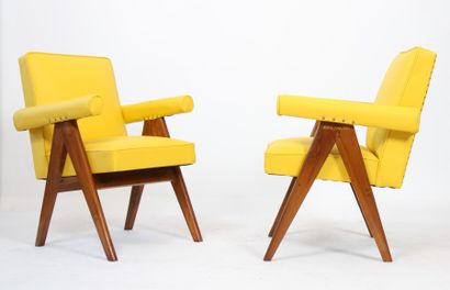 null Pierre JEANNERET (1896-1967)

Ensemble de deux "senate-committee Chairs" en...