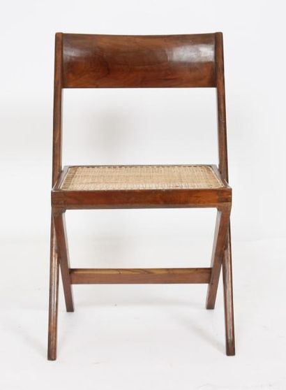 null Pierre JEANNERET (1896-1967 )

Ensemble de six chaises de librairie à dossier...