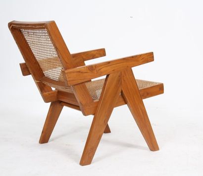 null Pierre JEANNERET (1896-1967)



Fauteuil «Easy Armchairs».



En teck à dossier...