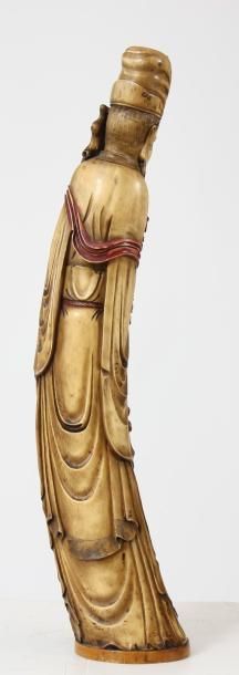 null "SAGE SOURIANT" CHINE

Corne sculptée. 

Epoque début XXème 

H : 61 cm.
