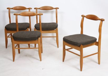 Salle à manger de Guillerme et Chambron 1960 Ensemble de quatre chaises et deux fauteuils...