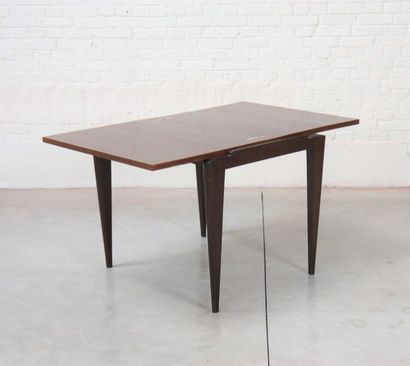 Table attribué à Maurice Jallot (1900-1971) Table rectangulaire à plateau pliant...