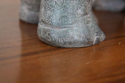 Elephants maternité croisée N°2 de Paul Simon (1892-1979) Bronze à patine beige représentant...