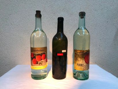 null lot de très vieilles eaux-de-vie (lot de 3 bouteilles)

(années 30 - 50) Lu...