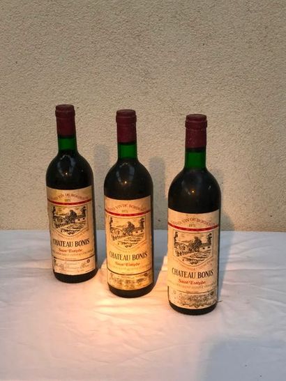 null Château Bonis(lot de 3 bouteilles)

Bordeaux - Saint-Estèphe

1971

8 lots de...