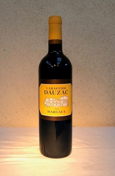 null Margaux 2015
La Bastide Dauzac
Produit au sein du même terroir, mais sur des...