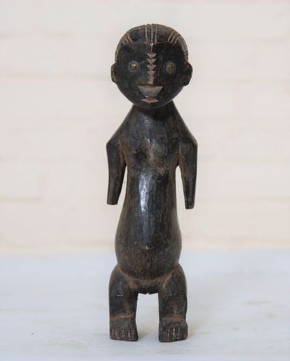 null Statuette Ubangy

Provenance: Congo Belge

H: 24 