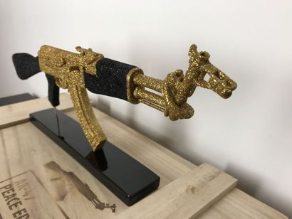 null Ray Coster

Sculpture d'un AK 47 et son coffret - ART AGAINST WAR-

Edition...
