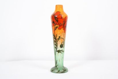 null Vase de Legras 

En pâte de verre à décor de coquelicots peints

Epoque XXe...