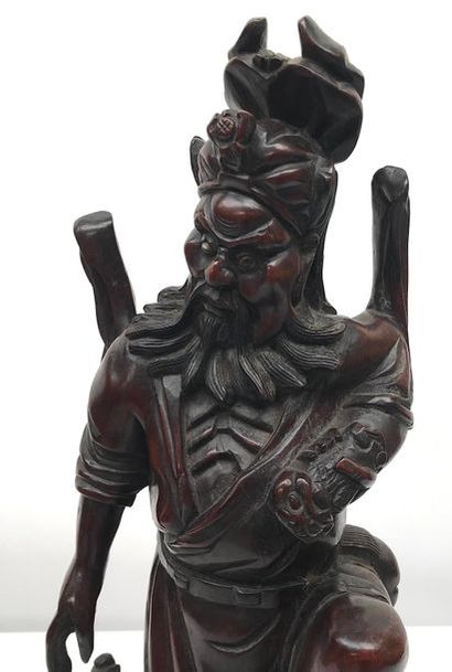 null Statut asiatique 

En bois naturel sculpté représentant un sage taoiste.

Epoque...