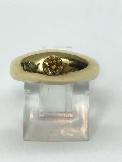 null Chevalière 

Solitaire Or jaune 18k quille (Vivid Yellow) de 0.16 Cts.