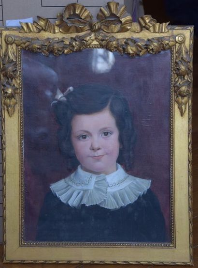 null Louis Edouard FOURNIER (1857-1917), Portrait de fillette à la colerette, huile...