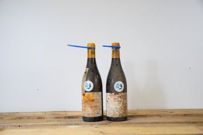 null Ensemble de 2 bouteilles : 1 bouteille CHASSAGNE-MONTRACHET "Dent de Chien",...