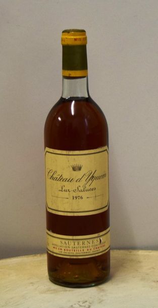 null 1 bouteille CH. D'YQUEM, 1° Cru Supérieur Sauternes 1976 (elt, J) 