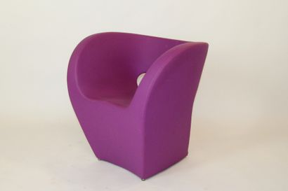 null Ron ARAD (born in 1951) - "Little Albert" armchair, polypropylene structure...