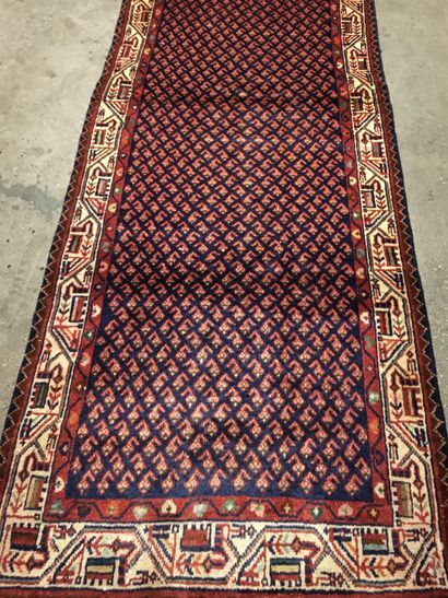 null Mir corridor carpet (Persia) center of Iran, cotton weft and warp, wool velvet,...