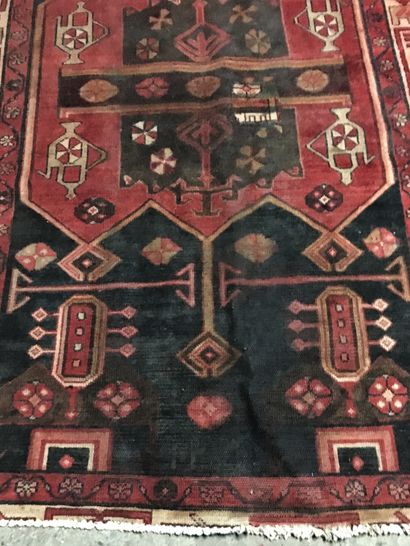 null Zandjan carpet (Persia) West Iran, weft and warp in cotton, wool velvet, midnight...