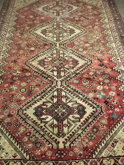 null 
Afchar carpet (Persia) South Iran, weft and warp in cotton, wool velvet, Dim....